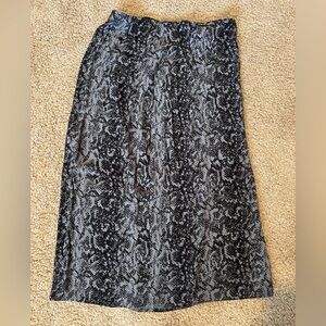 Abercrombie & Fitch Black and Gray Midi Pencil Skirt